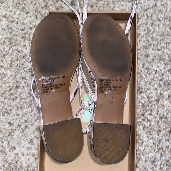 Ryee Snake Skin size 8 - Picture 10 of 11